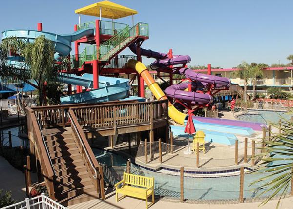 Professional Spiral Water Slide , Big Splash Water Slide 6 - 8mm Thickness