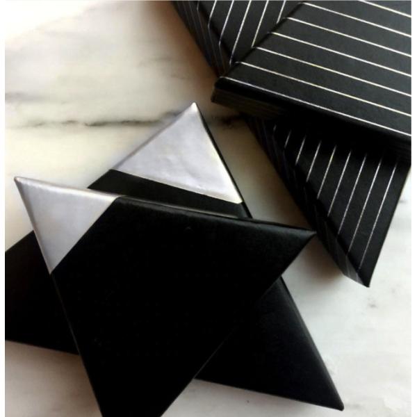 Customized Paper triangle  jewelry box Use to ring/earring/pendants/bracelet/necklace