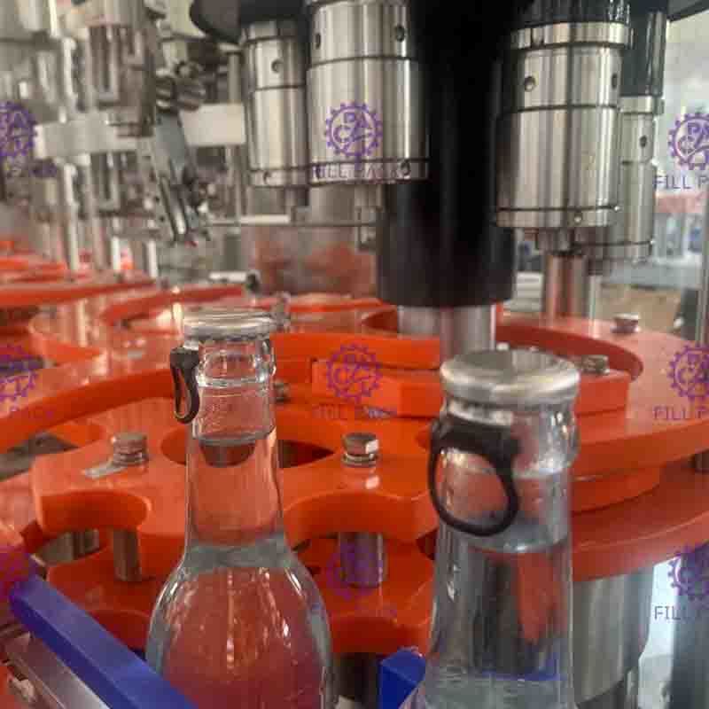 Fully Automatic Monoblock Hot Filling Machine Fruit Juice Processing Equipment 0.3L - 2L