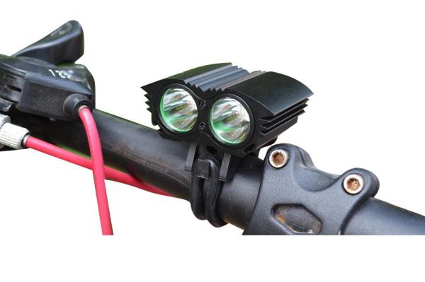 Front High Lumen Bike Headlight , Colorful High Power Light For Bike Riding 