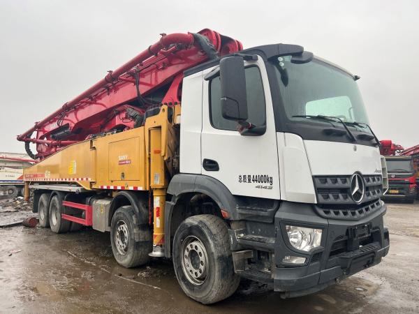 Réparation et entretien professionnels de camions à pompes à béton d'occasion de 56 m livraison en usine prix bas