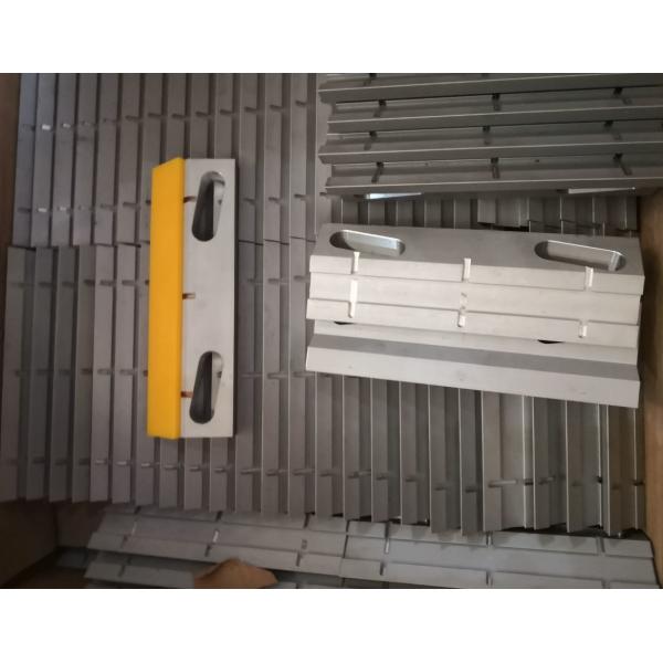 200mm Long Completed Holder Aluminium Extruded Profiles