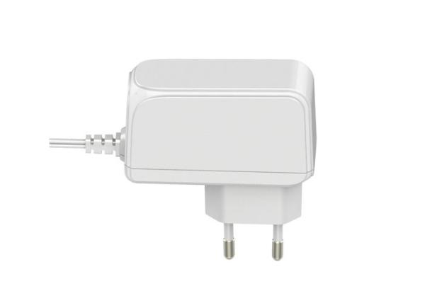 EN60950 18W EU Plug Universal AC Power Adapter Black 2 Pin 1500ma