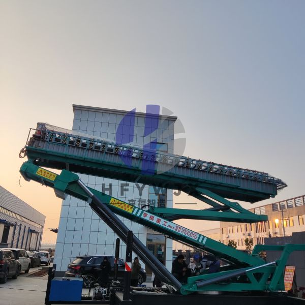 Mobile Electric High Altitude Lifting Platform Anti Fall Safety And Easy Operation