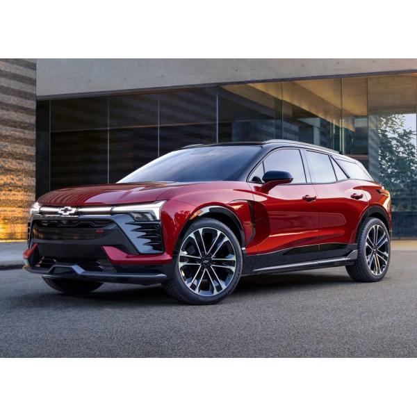 Первый полностью электрический внедорожник Chevrolet Chevrolet Blazer EV 2024 предлагает 557 лошадиных сил и дальность 324 миль