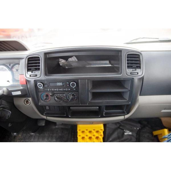 Dongfeng Dolica Single Row Light Duty VAN Truck 140HP 6 Speed
