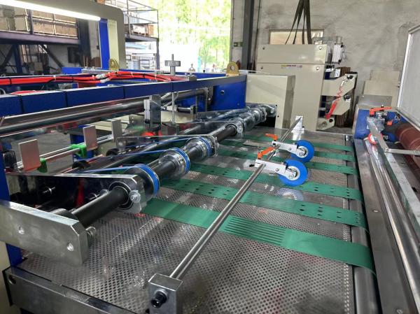 FMZ-1080AN Automatic Film Laminating Machine Paper Thickness Dimension Of Machine L9500×W3000×H3100mm