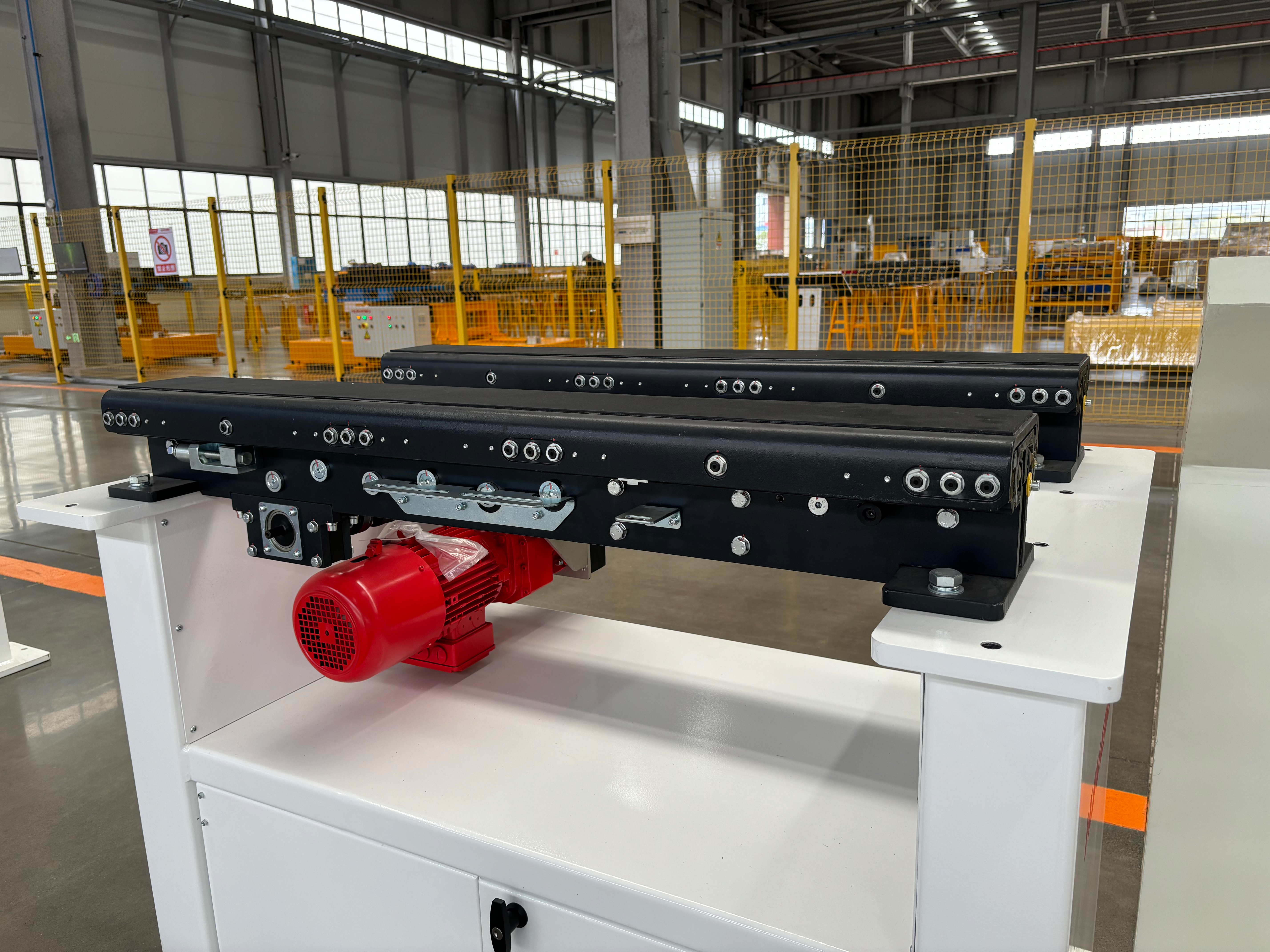 Lightweight Bin Telescopic Fork, 30 m/min High-Speed Handling for Automated Warehouses