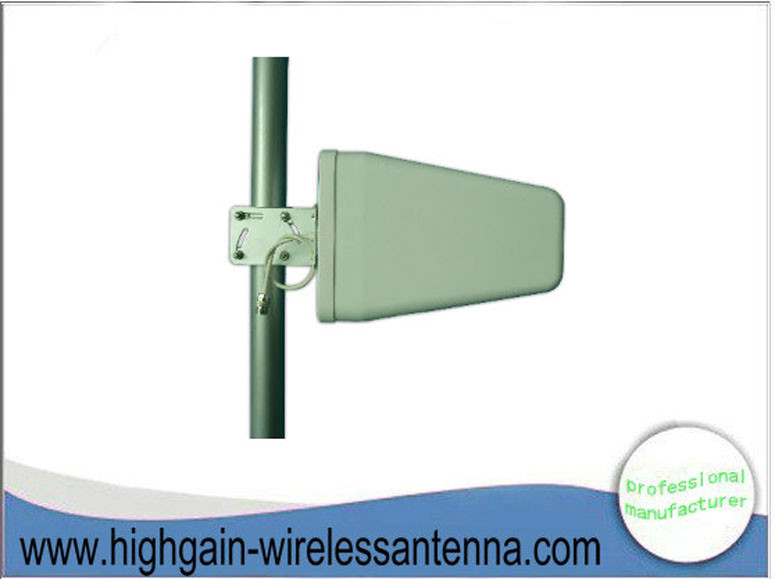 4G LTE Vertical Multiband Antenna