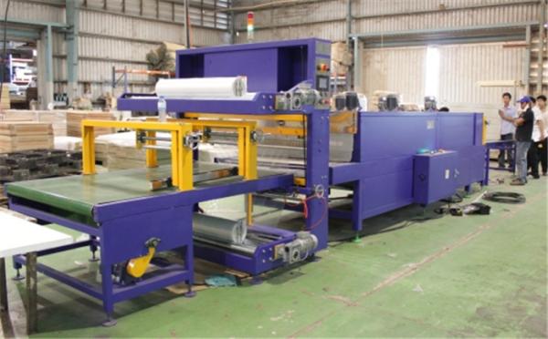 4-9m/Min Door Shrinking Packing Machine Width 1200mm Full Packaging Power Supply 380V