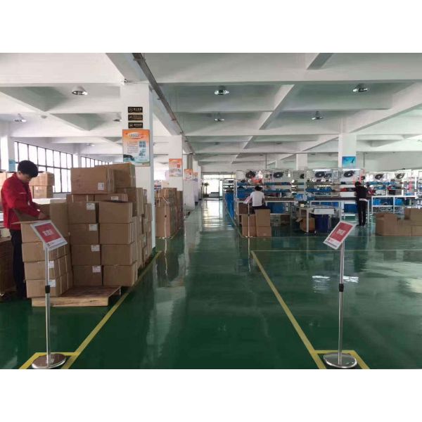 IEC MCCB Moulded Case Circuit Breakers 3 Pole 4 Pole Main Switch Circuit Breakers