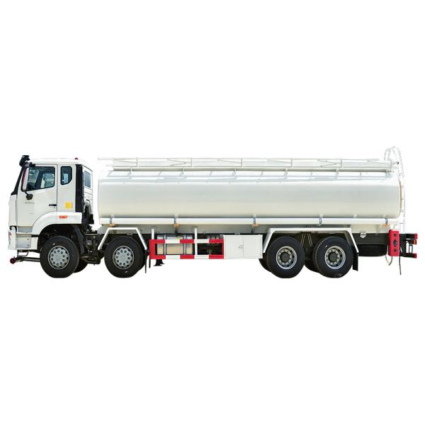 Howo 8x4 Fuel Oil Tanker Truck For Fuel Transportation 10 - 15T Gross Vehicle Weight