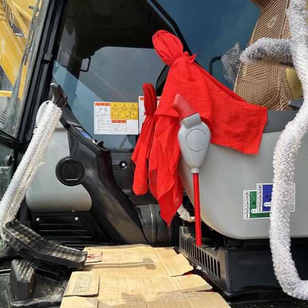 Middle Size Used Komatsu PC210-8 Excavator 1m3 Bucket Capacity SAA6D107E-1 Engine 110KW