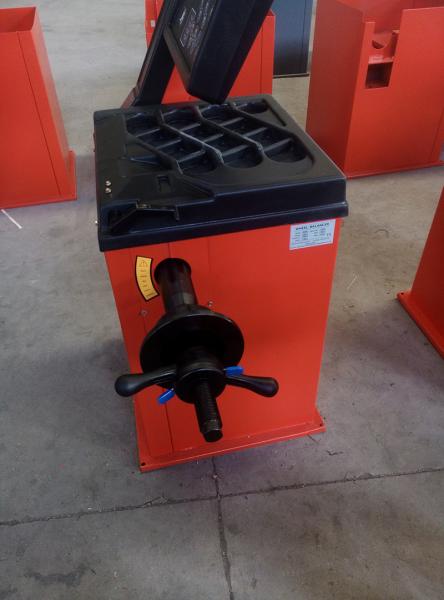 Car workshop used digital display wheel balancer automotive workshop equipment