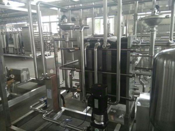 Dépend de la capacité de la machine Plaque pasteurisateur continu pour l'industrie alimentaire