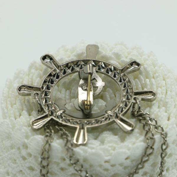 Round Rudde Fashion Brooch Pin Silver Inlaid Diamond Alloy Copper Material