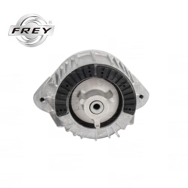 Car Right Auto Engine Mount 2042400317 For Mercedes Benz W204 OM642