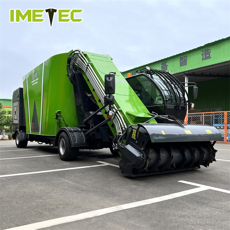 Intelligent Diet Vertical Mixer Feed Wagon Hydrostatic Drive For Cattle Sheep Farm