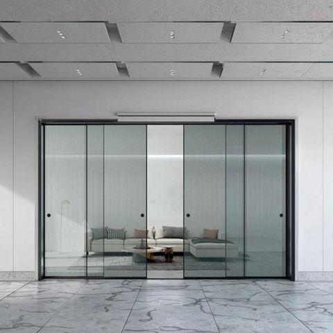 Studio-Grade Folding Window Replicating Traditional North-Facing Illumination for Painting Spaces