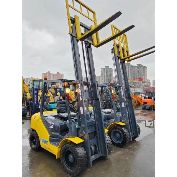 Подержанные вилочные погрузчики Komatsu 30 подержанное строительное оборудование и машины