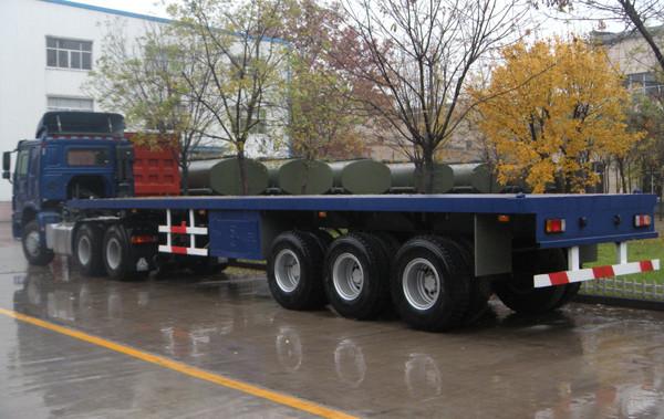 Long Vehicles Low Flatbed Trailer 3 Axles With Twist Lock High Strength Steel