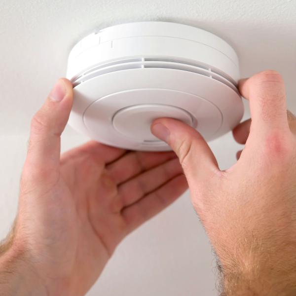 Kit de montaje de detectores de humo recubiertos de níquel para alarmas de bomberos sin perforación