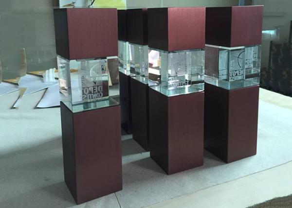 o laser 3D personalizou o copo K9 Crystal And Aluminum Material Made do troféu