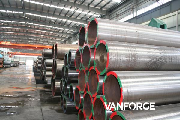 ASTM A335 P5 Durable Seamless Alloy Steel Pipe Heavy Duty High Toughnesss