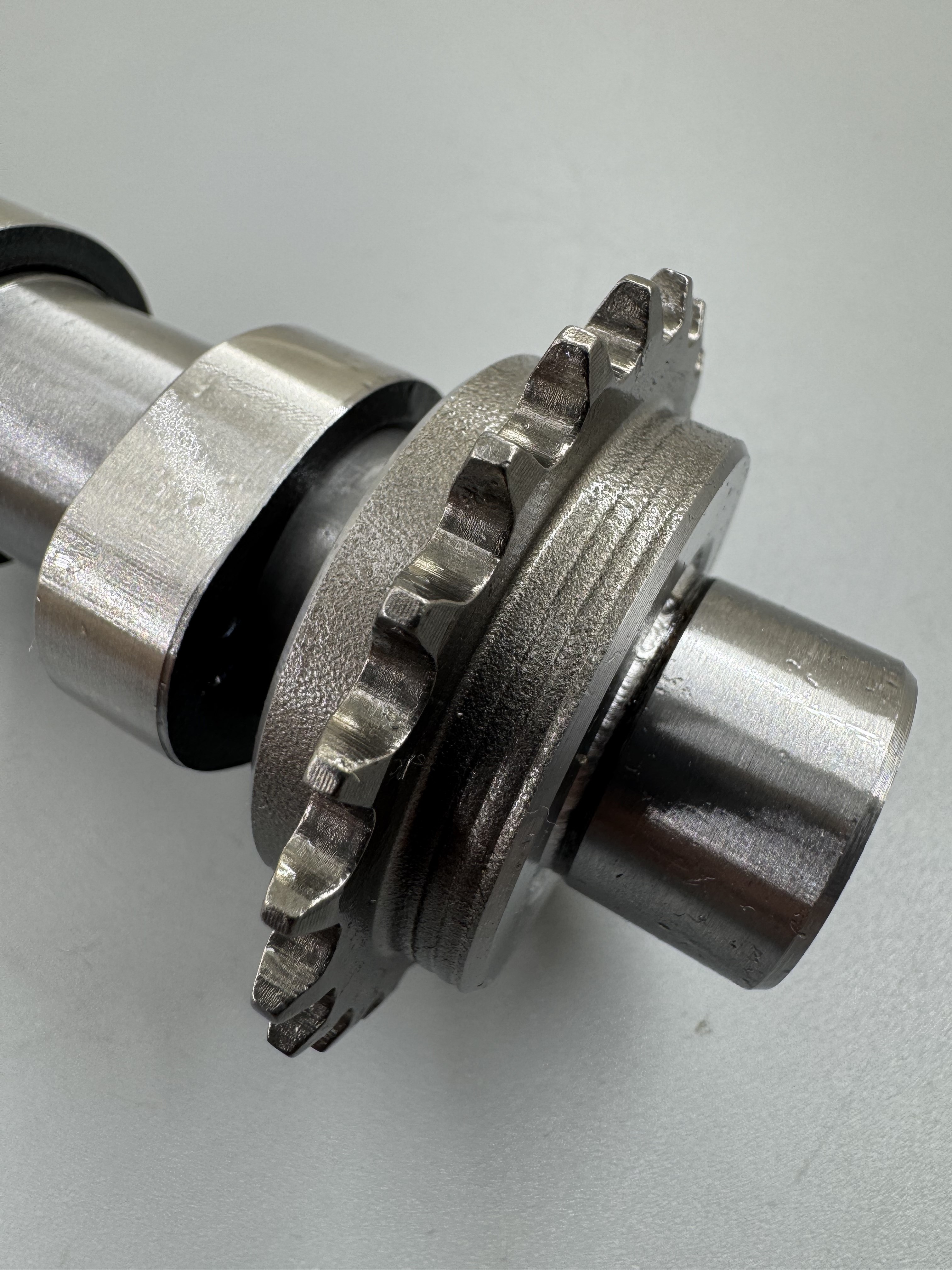 High Sales Camshaft / Available, 22 Teeth, Part No. 9828655580 for Peugeot 308
