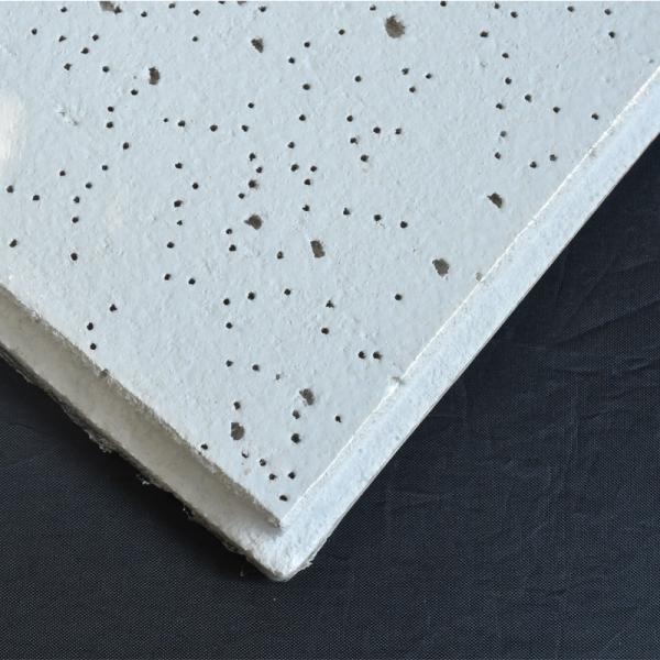 Materiais à prova de fogo Armstrong 2022 12mm Tecto de espuma acústica para construção de edifícios