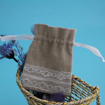 Saco de cordão de empacotamento personalizado do presente com parte inferior redonda do laço branco