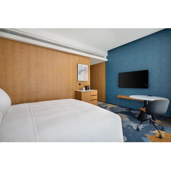 Sheraton Hotel Room Oak / Beench Veneer Antique Style Saudi Feature Customizable Color