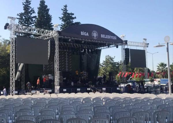 Lightweight Hd Outdoor Rental Led Screen Video Wall For Hire High Refresh Rate