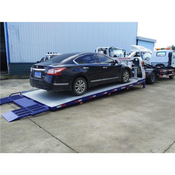 Dongfeng 120hp Flatbed Wrecker Truck 4 Tons Full Landing 0 Degree