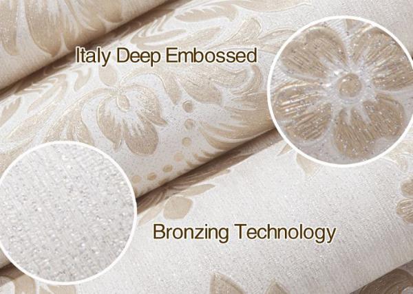 Eco - friendly Embossed Vinyl Wall Coverings , Silver Damask Pattern Wallpaper