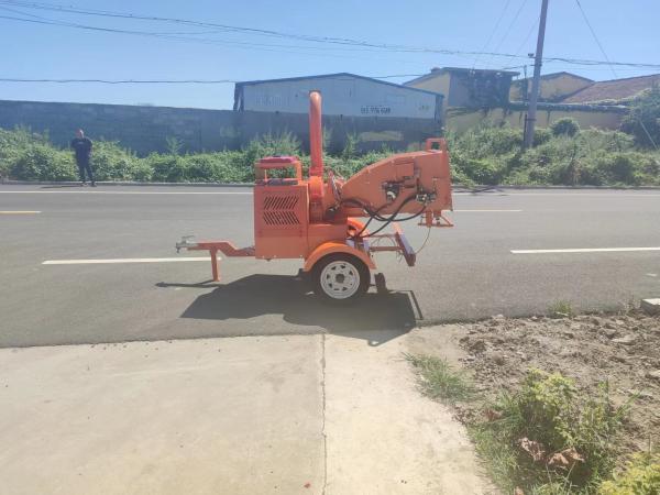 High Horsepower Gasoline Engine Wood Log Shredder Chipper