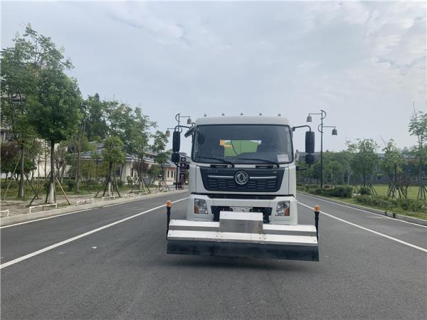 10 Cbm Carrinho de lavagem de estradas de alta pressão Velocidade de limpeza 5-15 km/h