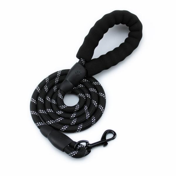 Pet Leashes Padded Handle Customized Color Portable Comfortable Free Reflective Nylon Rope