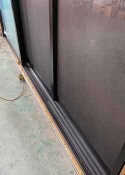 Australian Standard 150 Series Heavy-Duty Aluminum Sliding Door with 6063-T5 Alloy and Double-Glazed Tempered Glass