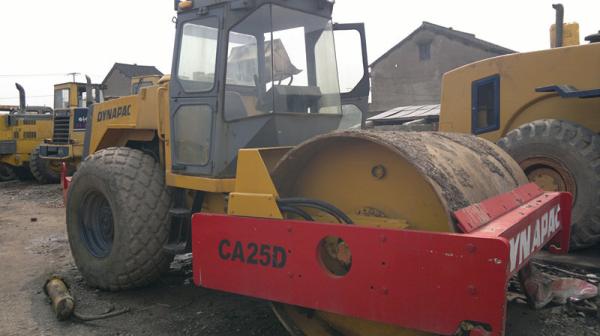 Rolo liso Dynapac CA25D do cilindro do equipamento pesado do ano 2006 para a construção de estradas