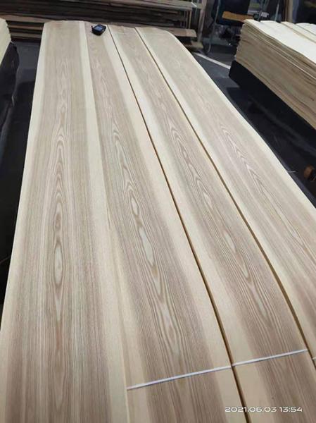 O plano branco de Ash Wood Veneer 0.7mm do Fraxinus cortou o uso da mobília do folheado
