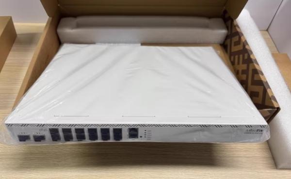 Routeur ROS 100G 10 Gigabit CCR2216-1G-12XS-2XQ 10 Gigabit Pour Entreprise