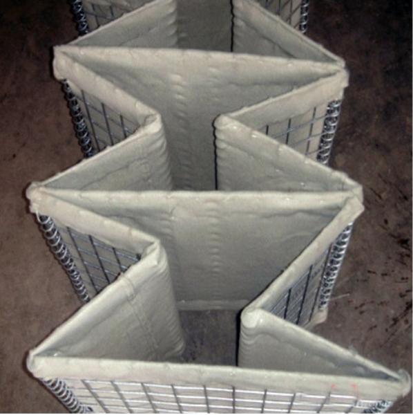 Sand Color Welded Mesh Military Hesco Barrier Wall 24 Inches