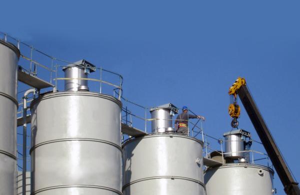 Cement Silo Top Vibrating Cartridge Dust Collector For Concrete Batching Plants
