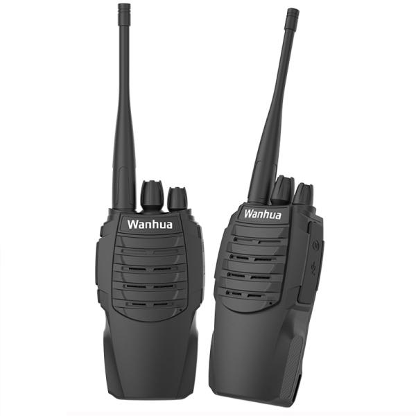 Long Range Handheld Walkie Talkie with 2.5ppm Frequency Stability and USB Charger
