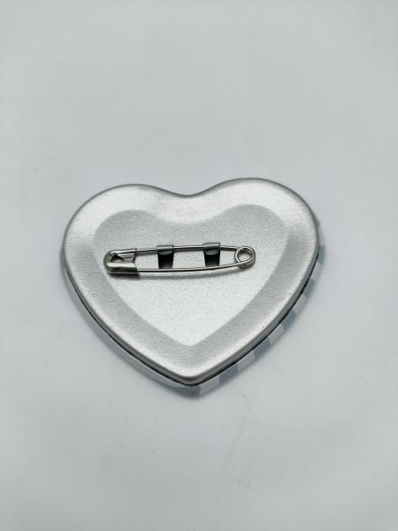 Safty Promotional Metal Pin Badges Heart Cool Girl Pneumatic Pressure Processing