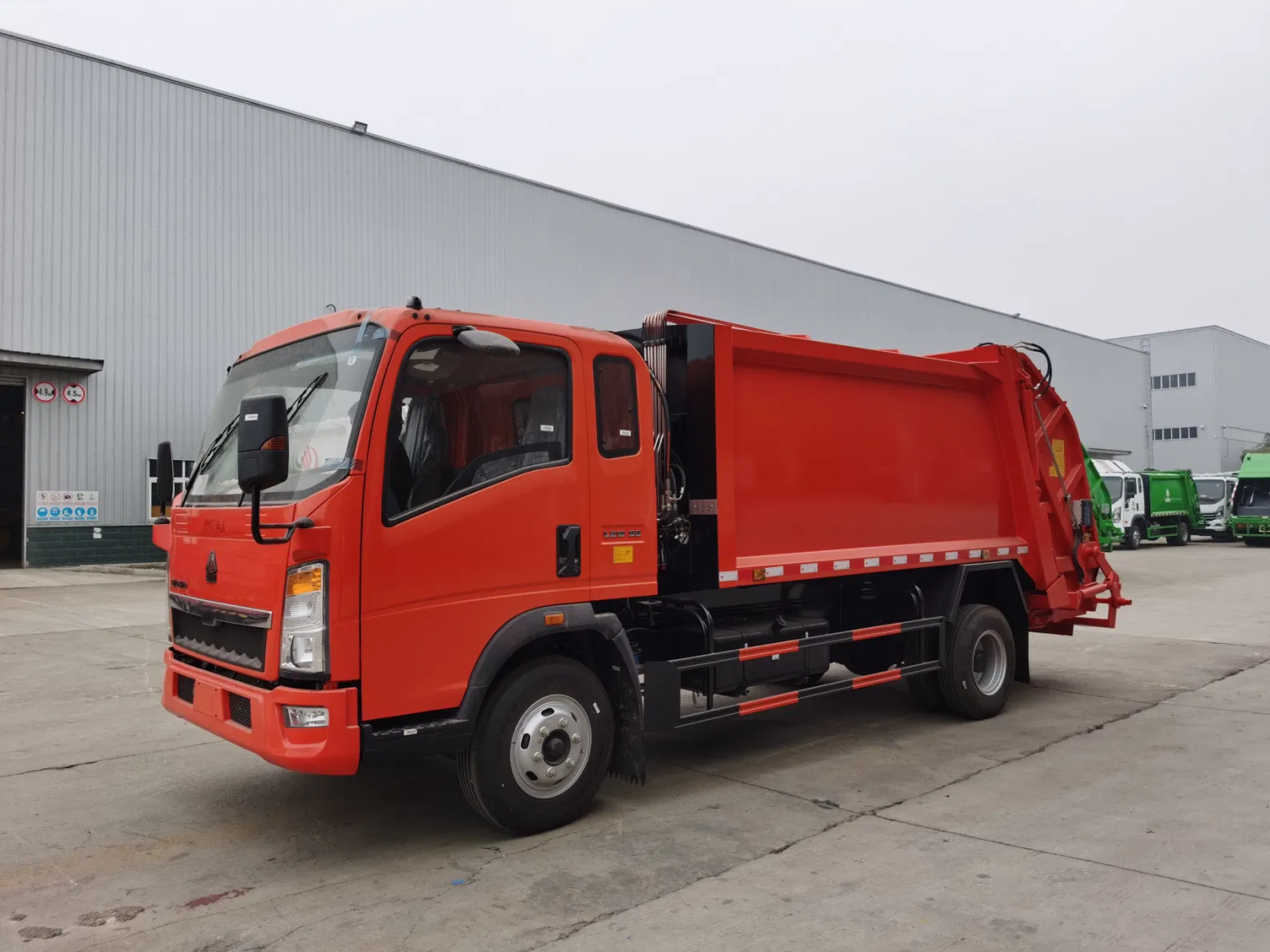 Китай Новый 4X2 5cbm-8cbm Сжатый мусор Мусорный грузовик