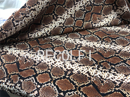 Simple Stripe Activewear Made From Recycled Plastic Jogging Outfits