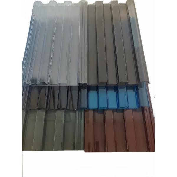 Les carreaux en polycarbonate de style grand mur sont la solution ultime pour les toits résidentiels, commerciaux et industriels