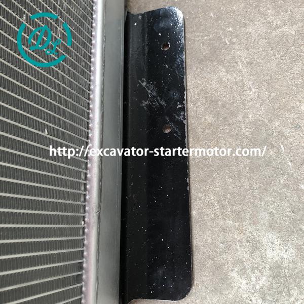 Doosan DH70 Excavateur réservoir d'eau radiateur OEM 7150861